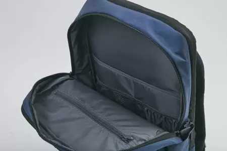 حقيبة ظهر Gucci مصنوعة من قماش النايلون للجنسين